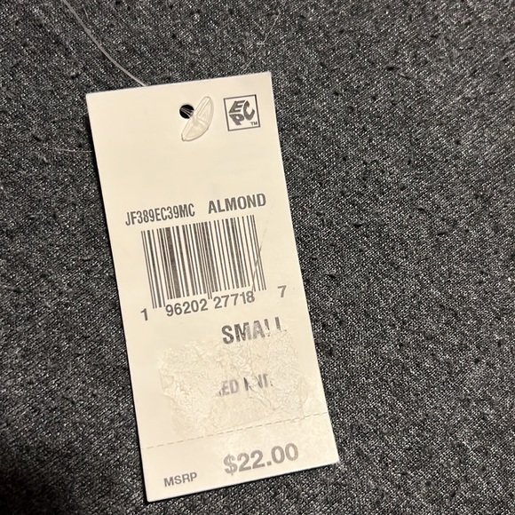 Tan tshirt size small - Picture 6 of 6